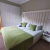 https://cdn-ostrovok-ru-ion.test.edgekey.net/t/100x100/hotel_review/00/16/0016c81cd46228abecc6de347a9e534af2475120.jpeg