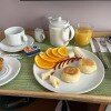 https://cdn-ostrovok-ru-ion.test.edgekey.net/t/100x100/hotel_review/05/2e/052ea6dadc3e73879d5c499a8d18c6771fc6a6f7.jpeg