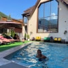 https://cdn-ostrovok-ru-ion.test.edgekey.net/t/100x100/hotel_review/06/0f/060fd04d820e1bb67ff526912a59ee7fdb16b99f.JPEG