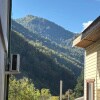 https://cdn-ostrovok-ru-ion.test.edgekey.net/t/100x100/hotel_review/07/04/0704b32e0207ab8a788db8ed97d5fd5743530e53.JPEG