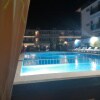 https://cdn-ostrovok-ru-ion.test.edgekey.net/t/100x100/hotel_review/0a/63/0a63f4dfc2b5768193b3078a005bc72549b72d31.jpeg