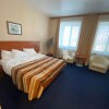 https://cdn-ostrovok-ru-ion.test.edgekey.net/t/100x100/hotel_review/14/ef/14ef1f674eeba38291031822205a29abc0d35961.JPEG