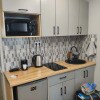 https://cdn-ostrovok-ru-ion.test.edgekey.net/t/100x100/hotel_review/19/39/19396510f1622aec9ba86d360c42afcaa058adf3.JPEG