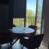 https://cdn-ostrovok-ru-ion.test.edgekey.net/t/100x100/hotel_review/1b/e4/1be43119d884086c289e0656542884cd8ed52237.JPEG