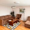 https://cdn-ostrovok-ru-ion.test.edgekey.net/t/100x100/hotel_review/1c/b7/1cb7e4410e57dc307438d02621333d93e747ab92.jpeg