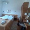 https://cdn-ostrovok-ru-ion.test.edgekey.net/t/100x100/hotel_review/1d/37/1d37fa453ece513eb4eea29e61b364b5decdad4d.JPEG