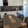 https://cdn-ostrovok-ru-ion.test.edgekey.net/t/100x100/hotel_review/1d/8f/1d8f1227581684f801b0b627b6bf3714bdf11073.JPEG
