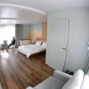 https://cdn-ostrovok-ru-ion.test.edgekey.net/t/100x100/hotel_review/1e/65/1e65871baf199d83be9552c80eadae0850d620f0.JPEG