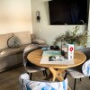 https://cdn-ostrovok-ru-ion.test.edgekey.net/t/100x100/hotel_review/22/72/2272dee07d6a972a76bc5b530b1249607c50ef18.JPEG