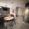 https://cdn-ostrovok-ru-ion.test.edgekey.net/t/100x100/hotel_review/23/00/23009e6dca6515d4010c6d94c1a642b9f58fa37d.JPEG