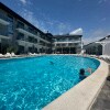 https://cdn-ostrovok-ru-ion.test.edgekey.net/t/100x100/hotel_review/28/8f/288f3b31b765d57ecf36dab2de3b69326f7cde19.JPEG