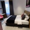 https://cdn-ostrovok-ru-ion.test.edgekey.net/t/100x100/hotel_review/3b/15/3b152920e89101ccff20c8df2765d6b04b5474fb.jpeg