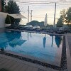 https://cdn-ostrovok-ru-ion.test.edgekey.net/t/100x100/hotel_review/41/e1/41e17676079e3ddd0cf4778d1707fa7488bcc531.JPEG