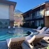 https://cdn-ostrovok-ru-ion.test.edgekey.net/t/100x100/hotel_review/52/a5/52a5b5f8adaff445154225f2aaeed0a618785bb6.JPEG