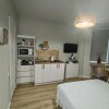 https://cdn-ostrovok-ru-ion.test.edgekey.net/t/100x100/hotel_review/57/24/572455c3a13f210bff390b9efa3cbf7389f07cbe.JPEG