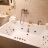 https://cdn-ostrovok-ru-ion.test.edgekey.net/t/100x100/hotel_review/58/33/58339dc05fc4a44bbf5402ad8a60cdba70673a8c.JPEG