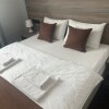 https://cdn-ostrovok-ru-ion.test.edgekey.net/t/100x100/hotel_review/5f/09/5f09907e6f470c61620116f9a0fbbe81c4df2826.JPEG