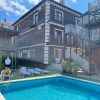 https://cdn-ostrovok-ru-ion.test.edgekey.net/t/100x100/hotel_review/5f/1e/5f1ef0caeed5f01fd52c11acdd7d92eb08b9aada.jpeg