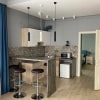 https://cdn-ostrovok-ru-ion.test.edgekey.net/t/100x100/hotel_review/64/f9/64f9c280773e389e2335b5df9d269331524c7067.jpeg