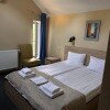 https://cdn-ostrovok-ru-ion.test.edgekey.net/t/100x100/hotel_review/66/19/66192f54f4208b2faf353724fd774144679e4a85.JPEG