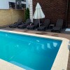 https://cdn-ostrovok-ru-ion.test.edgekey.net/t/100x100/hotel_review/73/2d/732d1b2cda8cdc83810ea8d20d919506f9a9d78d.JPEG