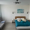 https://cdn-ostrovok-ru-ion.test.edgekey.net/t/100x100/hotel_review/77/14/771430237044ea46572b00a06634f3428ba0bcee.JPEG