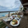 https://cdn-ostrovok-ru-ion.test.edgekey.net/t/100x100/hotel_review/77/16/7716fb407e04983f707bfb9e9f3e49db9e4d6cf2.JPEG