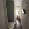 https://cdn-ostrovok-ru-ion.test.edgekey.net/t/100x100/hotel_review/7d/30/7d30dc8f0e11133f193c3d45828667da0207296a.JPEG