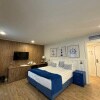 https://cdn-ostrovok-ru-ion.test.edgekey.net/t/100x100/hotel_review/7d/b7/7db7c10386992c65c57b861d55a791a6f5604cc3.JPEG