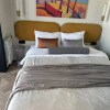 https://cdn-ostrovok-ru-ion.test.edgekey.net/t/100x100/hotel_review/81/7f/817f2941fb734931fbc5c873814dc355f80b9f49.JPEG