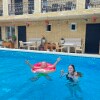 https://cdn-ostrovok-ru-ion.test.edgekey.net/t/100x100/hotel_review/84/7d/847dce2542677854a695405774f467dd8295ec2b.JPEG