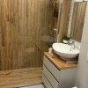 https://cdn-ostrovok-ru-ion.test.edgekey.net/t/100x100/hotel_review/8d/72/8d721f6907f402ae9c7357cefd362e471b15461e.JPEG