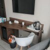 https://cdn-ostrovok-ru-ion.test.edgekey.net/t/100x100/hotel_review/8f/19/8f19cb644fb3a3e4d8352b7f9522b28c6b0215e5.JPEG