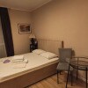 https://cdn-ostrovok-ru-ion.test.edgekey.net/t/100x100/hotel_review/95/e6/95e6b338933bb3ebe33073acee8438674e1d14bc.JPEG