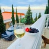 https://cdn-ostrovok-ru-ion.test.edgekey.net/t/100x100/hotel_review/9c/cf/9ccf1a256854ca6d1186a5a84465b7a77ddb4efb.JPEG