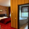https://cdn-ostrovok-ru-ion.test.edgekey.net/t/100x100/hotel_review/a8/11/a81139f1c4626fa8a3d36320f1cb06829cf50255.JPEG