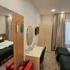 https://cdn-ostrovok-ru-ion.test.edgekey.net/t/100x100/hotel_review/ae/44/ae446ac4763b2605503cd2c4e37c77db52648dfa.JPEG
