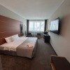 https://cdn-ostrovok-ru-ion.test.edgekey.net/t/100x100/hotel_review/b1/6e/b16e92d6577f5d4e5f7c5b9f9f519b2482bf79c2.JPEG