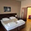 https://cdn-ostrovok-ru-ion.test.edgekey.net/t/100x100/hotel_review/b7/9d/b79d9c6a7c918dd458916ac5f385756c8384a7f3.jpeg