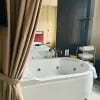https://cdn-ostrovok-ru-ion.test.edgekey.net/t/100x100/hotel_review/b7/cc/b7cc4f8bacdc8088a068f43d1e7c83bd5f0b9445.JPEG