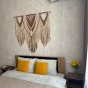 https://cdn-ostrovok-ru-ion.test.edgekey.net/t/100x100/hotel_review/be/f7/bef7f14ed667f586b2c94cc2e6deec746c837d1a.JPEG
