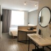 https://cdn-ostrovok-ru-ion.test.edgekey.net/t/100x100/hotel_review/bf/3e/bf3ea8397eab7438192fdb674ba261c4bd5b3e7c.JPEG