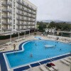https://cdn-ostrovok-ru-ion.test.edgekey.net/t/100x100/hotel_review/bf/6b/bf6b86e91efc8e0306f9ec9919d377d1c8442ebc.JPEG