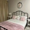 https://cdn-ostrovok-ru-ion.test.edgekey.net/t/100x100/hotel_review/c1/6f/c16ffe1f31c492f575a6603d1ef8dcb0d8e10de5.JPEG
