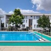 https://cdn-ostrovok-ru-ion.test.edgekey.net/t/100x100/hotel_review/c3/f2/c3f2921cc03fc4fded96fed2c5e3c7184f7454f3.JPEG