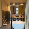 https://cdn-ostrovok-ru-ion.test.edgekey.net/t/100x100/hotel_review/c4/dd/c4dd2a02dea719bce84f213d83716a970404bfa4.JPEG