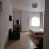 https://cdn-ostrovok-ru-ion.test.edgekey.net/t/100x100/hotel_review/c6/1f/c61f90d182f8dfe7664210ca472828d47652d0df.jpeg