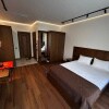 https://cdn-ostrovok-ru-ion.test.edgekey.net/t/100x100/hotel_review/cb/33/cb33f4fb1d0911c197c41919446dead85fa44643.JPEG