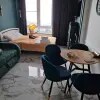 https://cdn-ostrovok-ru-ion.test.edgekey.net/t/100x100/hotel_review/cf/37/cf37310344e7a627f467103c80ac993dd752d5ba.JPEG