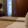 https://cdn-ostrovok-ru-ion.test.edgekey.net/t/100x100/hotel_review/cf/44/cf44b1429403918ac828440b1240b3673a83e969.JPEG